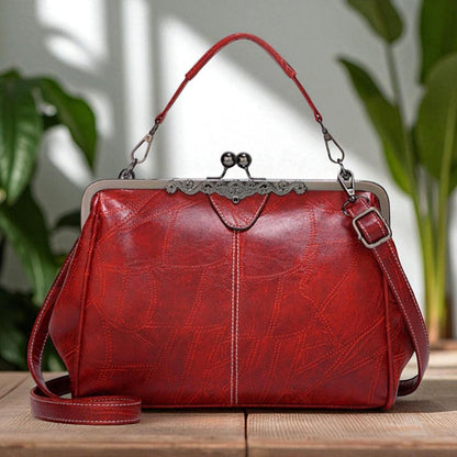 Vintage rankinė su raktu užrakinimui