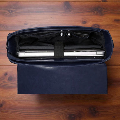 Stilinga moteriška kuprinė su papuošalu šleifo formos